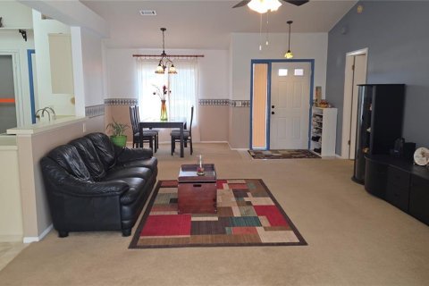 Villa ou maison à vendre à Orlando, Floride: 3 chambres, 172.71 m2 № 2425704 - photo 3
