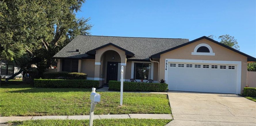 Villa ou maison à Orlando, Floride 3 chambres, 172.71 m2 № 2425704