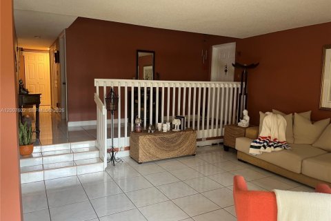 Condo in Davie, Florida, 2 bedrooms  № 2076141 - photo 8