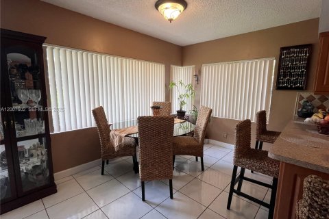 Condo in Davie, Florida, 2 bedrooms  № 2076141 - photo 20