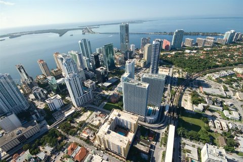 Снять в аренду кондоминиум в Майами, Флорида 1 спальня, 65.68м2, № 2006485 - фото 2