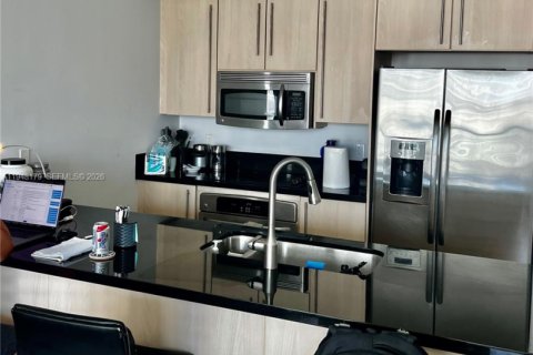 Снять в аренду кондоминиум в Майами, Флорида 1 спальня, 65.68м2, № 2006485 - фото 7