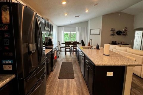 House in Ocala, Florida 4 bedrooms, 143.53 sq.m. № 2156033 - photo 10