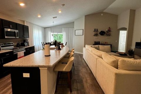 House in Ocala, Florida 4 bedrooms, 143.53 sq.m. № 2156033 - photo 6