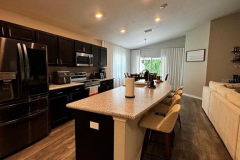 House in Ocala, Florida 4 bedrooms, 143.53 sq.m. № 2156033 - photo 7