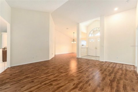 House in Spring Hill, Florida 3 bedrooms, 199.37 sq.m. № 1904296 - photo 9