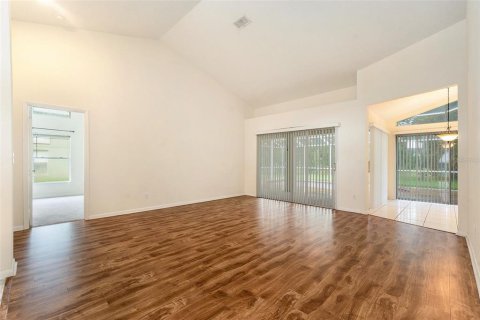 House in Spring Hill, Florida 3 bedrooms, 199.37 sq.m. № 1904296 - photo 10