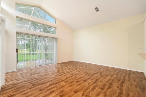House in Spring Hill, Florida 3 bedrooms, 199.37 sq.m. № 1904296 - photo 7
