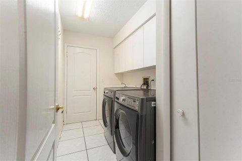 House in Spring Hill, Florida 3 bedrooms, 199.37 sq.m. № 1904296 - photo 25