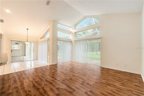 House in Spring Hill, Florida 3 bedrooms, 199.37 sq.m. № 1904296 - photo 4