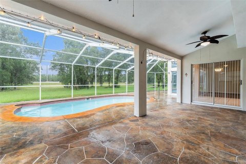 House in Spring Hill, Florida 3 bedrooms, 199.37 sq.m. № 1904296 - photo 27