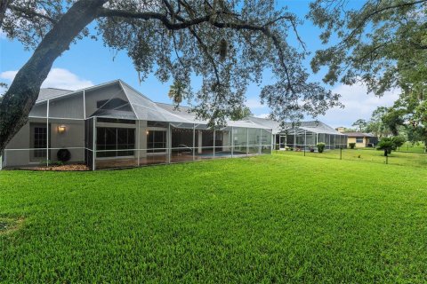 House in Spring Hill, Florida 3 bedrooms, 199.37 sq.m. № 1904296 - photo 30