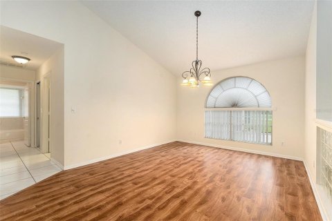 House in Spring Hill, Florida 3 bedrooms, 199.37 sq.m. № 1904296 - photo 11