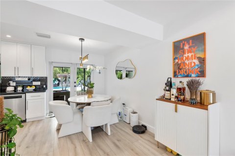 Купить виллу или дом в Майами, Флорида 3 спальни, 142.88м2, № 2069442 - фото 13