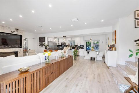 Купить виллу или дом в Майами, Флорида 3 спальни, 142.88м2, № 2069442 - фото 7