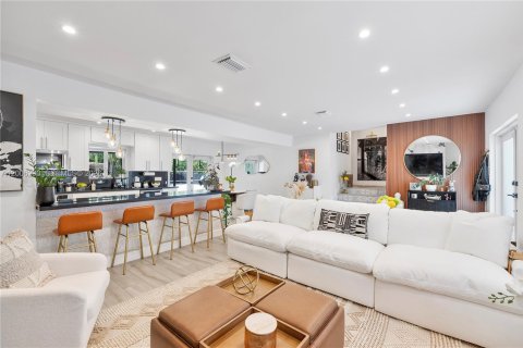 Купить виллу или дом в Майами, Флорида 3 спальни, 142.88м2, № 2069442 - фото 11