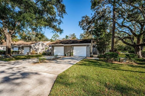 Villa ou maison à vendre à Palm Harbor, Floride: 2 chambres, 133.78 m2 № 1880783 - photo 2