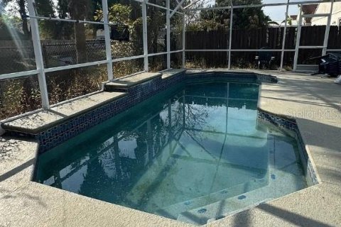 House in Orlando, Florida 3 bedrooms, 132.76 sq.m. № 2277481 - photo 15