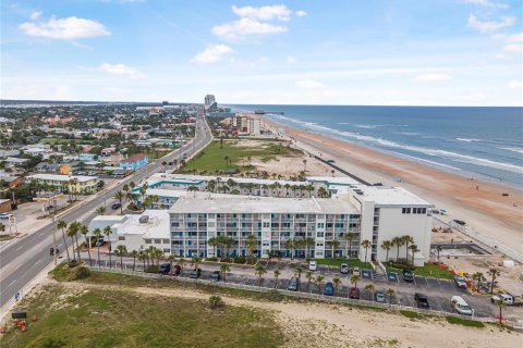 Condominio en venta en Daytona Beach, Florida, 1 dormitorio, 58.9 m2 № 1760445 - foto 23