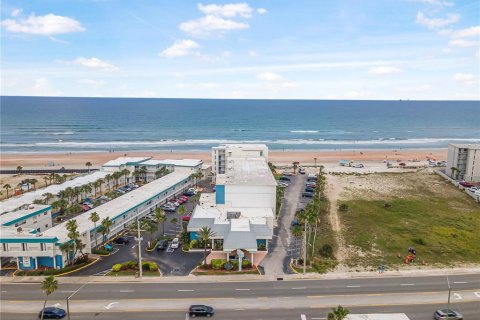 Condominio en venta en Daytona Beach, Florida, 1 dormitorio, 58.9 m2 № 1760445 - foto 2