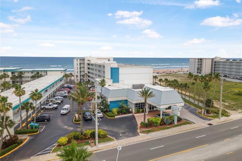 Condominio en venta en Daytona Beach, Florida, 1 dormitorio, 58.9 m2 № 1760445 - foto 1