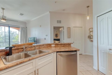Copropriété à louer à Sarasota, Floride: 2 chambres, 104.7 m2 № 1615564 - photo 15