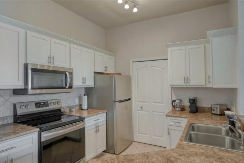 Condominio en alquiler en Sarasota, Florida, 2 dormitorios, 104.7 m2 № 1615564 - foto 11