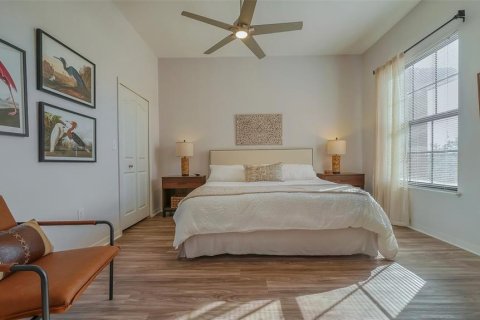Condominio en alquiler en Sarasota, Florida, 2 dormitorios, 104.7 m2 № 1615564 - foto 18
