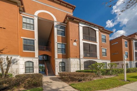 Condo in Sarasota, Florida, 2 bedrooms  № 1615564 - photo 2