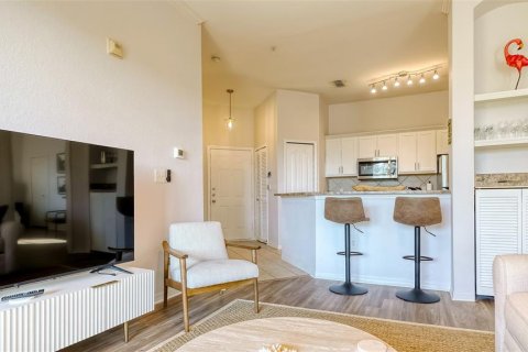 Copropriété à louer à Sarasota, Floride: 2 chambres, 104.7 m2 № 1615564 - photo 8