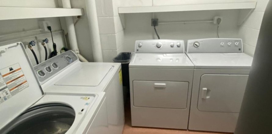 Condo à West Palm Beach, Floride, 2 chambres № 1207743