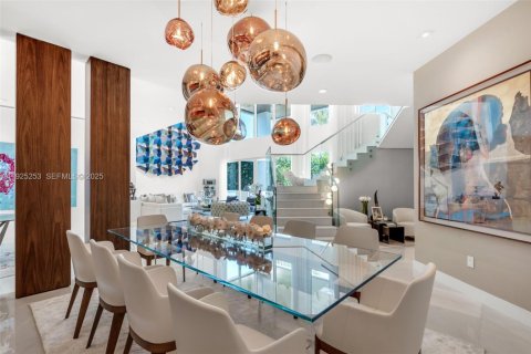 Снять в аренду виллу или дом в Ки-Бискейн, Флорида 6 спален, 595.04м2, № 2039084 - фото 14