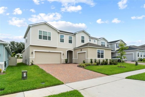 House in Clermont, Florida 5 bedrooms, 306.11 sq.m. № 1847568 - photo 2