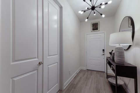 Villa ou maison à louer à Sarasota, Floride: 2 chambres, 141.86 m2 № 1690260 - photo 5