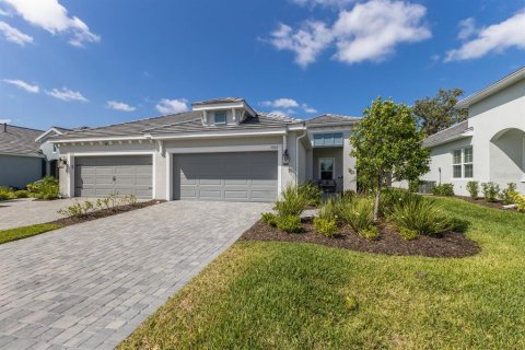 Villa ou maison à louer à Sarasota, Floride: 2 chambres, 141.86 m2 № 1690260 - photo 1