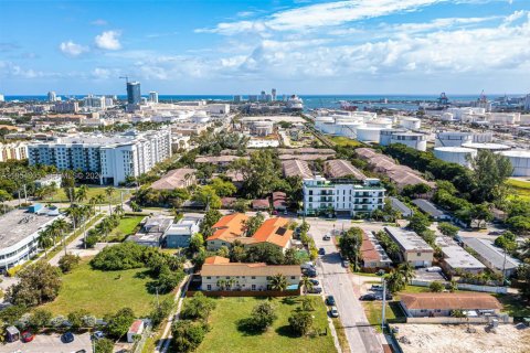 Appartement à louer à Fort Lauderdale, Floride: 1 chambre, 51.1 m2 № 2010925 - photo 9