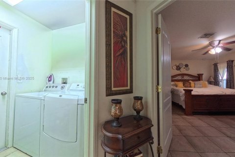 Villa ou maison à vendre à Lehigh Acres, Floride: 3 chambres № 1944118 - photo 11