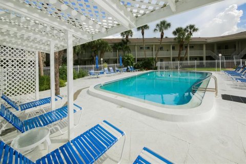 Condo in Sarasota, Florida, 1 bedroom  № 679017 - photo 18