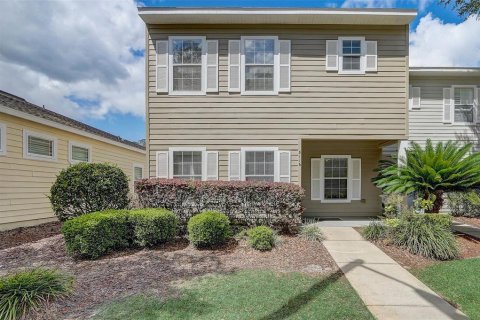 Townhouse in Gainesville, Florida 2 bedrooms, 123.37 sq.m. № 2113393