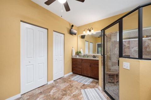 House in Gainesville, Florida 4 bedrooms, 254.55 sq.m. № 1795677 - photo 22