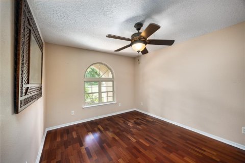 Villa ou maison à vendre à Melrose, Floride: 3 chambres, 207.26 m2 № 1906992 - photo 24
