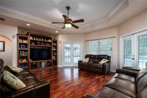 House in Melrose, Florida 3 bedrooms, 207.26 sq.m. № 1906992 - photo 10