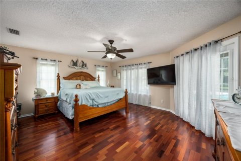 Villa ou maison à vendre à Melrose, Floride: 3 chambres, 207.26 m2 № 1906992 - photo 25