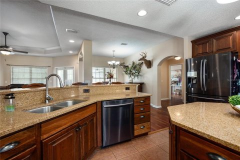 House in Melrose, Florida 3 bedrooms, 207.26 sq.m. № 1906992 - photo 22