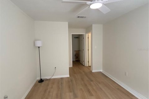 House in New Port Richey, Florida 2 bedrooms, 76.64 sq.m. № 1563302 - photo 18