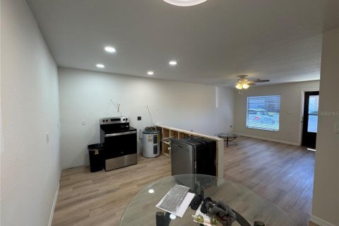 House in New Port Richey, Florida 2 bedrooms, 76.64 sq.m. № 1563302 - photo 6