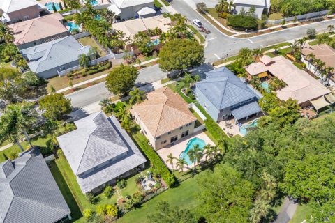 Casa en venta en Pembroke Pines, Florida, 5 dormitorios, 293.2 m2 № 1838740 - foto 6