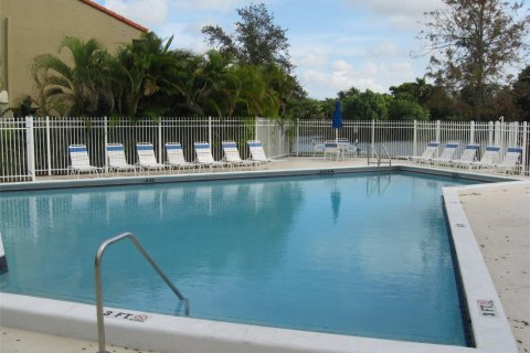 Touwnhouse à louer à Plantation, Floride: 3 chambres, 147.62 m2 № 1022416 - photo 1