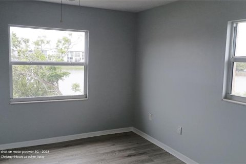 Condo in Bradenton, Florida, 2 bedrooms  № 1812457 - photo 9