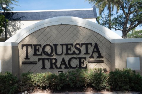 Condominio en venta en Tequesta, Florida, 3 dormitorios, 104.79 m2 № 1152124 - foto 1